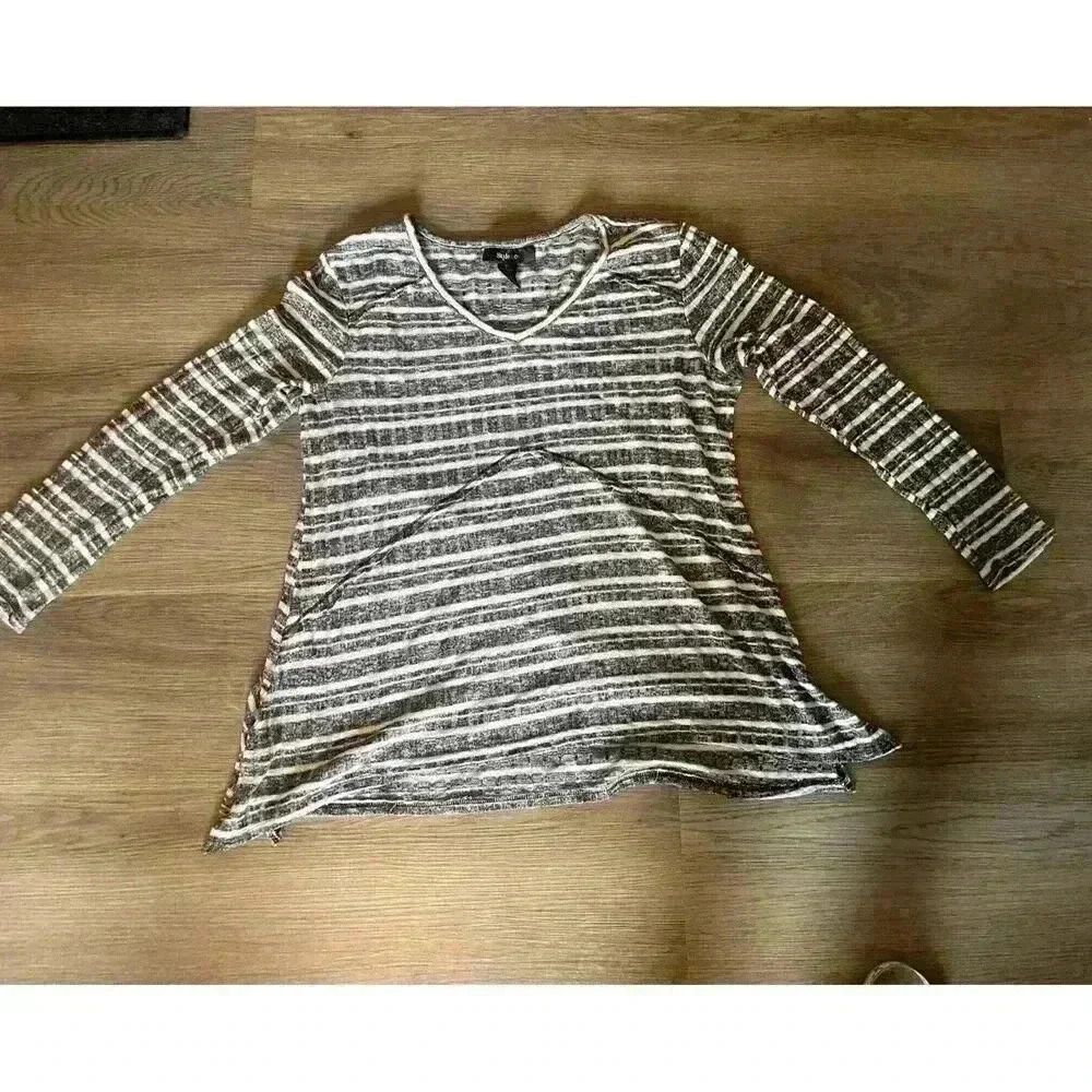 Style & Co Striped long sleeve top M fringe detail